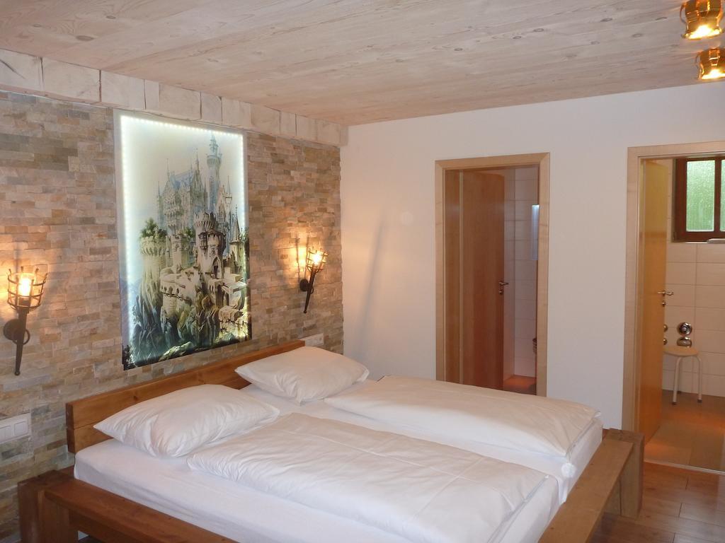 Gästehaus Guggomos Das Allgäustyle Füssen Zimmer foto