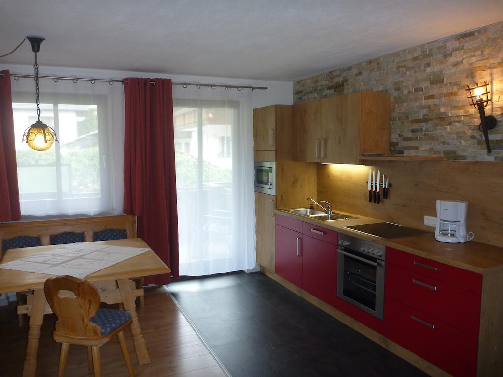 Gästehaus Guggomos Das Allgäustyle Füssen Zimmer foto